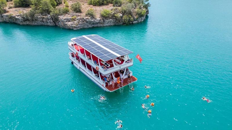 Side green lake boat